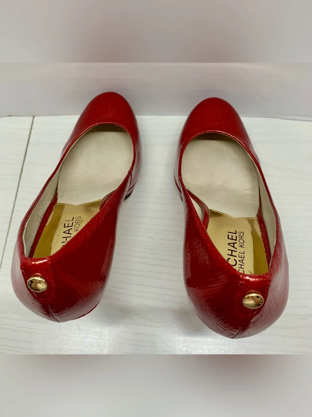 Michael Kors Red Patent Platform Pumps Heels Classic Closed Toe
